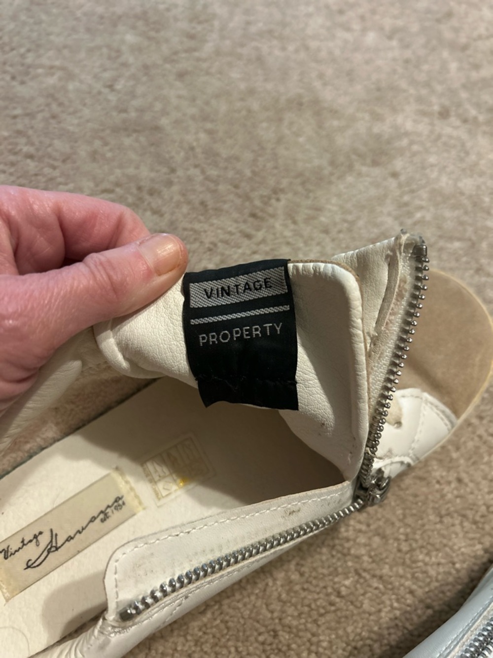 Vintage Havana Jenna White Camel Star Sneakers Rhinestone Zip 8 - Picture 11 of 12